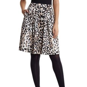 🐆 NWOT WHBM Sateen Leopard Skirt 🐆